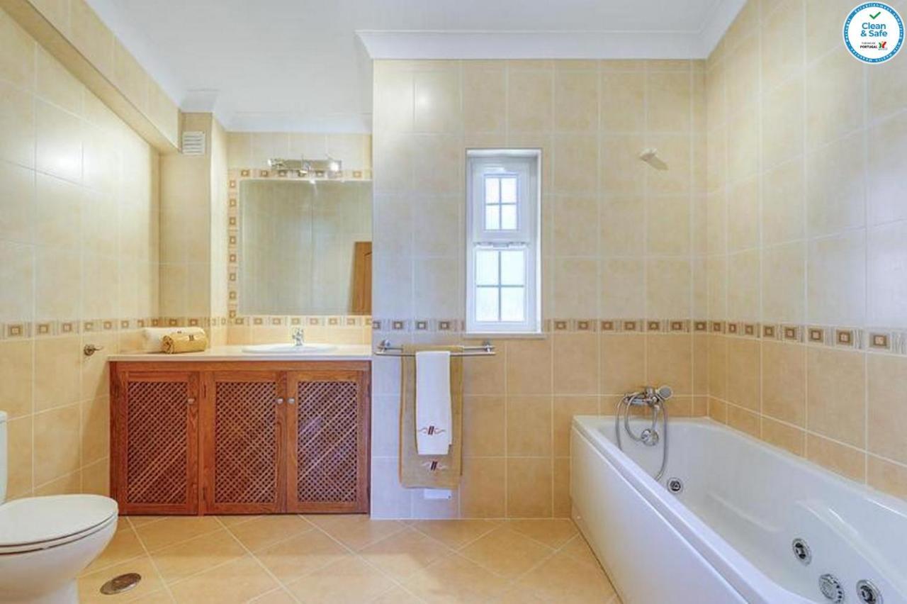 Villa Mikael - Free Wi-Fi - Aircon - Private Pool By Bedzy Albufeira Exterior foto